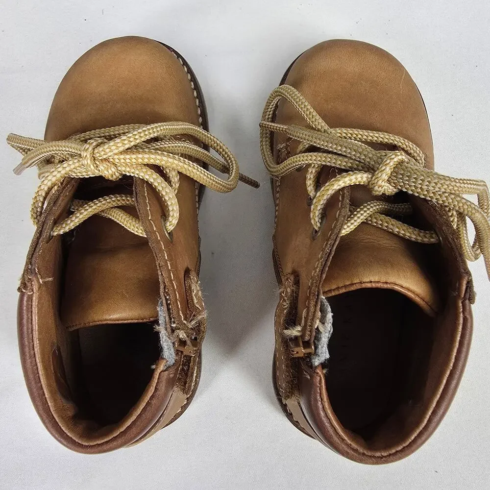JAMIE KAY UNISEX LEATHER LACE‑UP SHOES – BROWN – SIZE 24 (APPROX. US 7 TODDLER)
